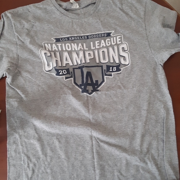 LA Dodgers T Shirt - Picture 2 of 4